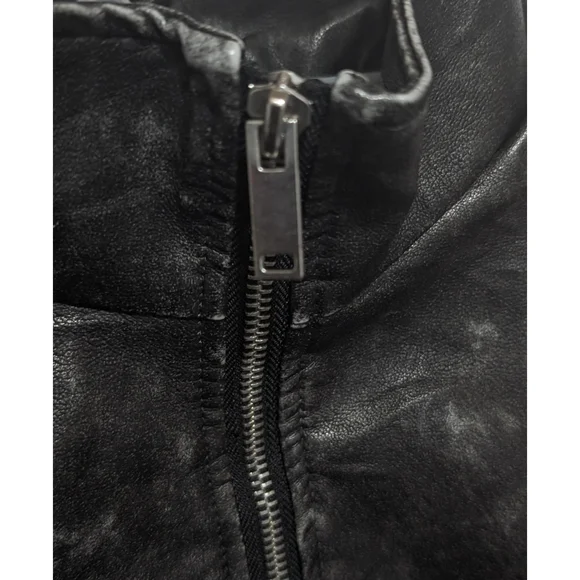 Fashion Nova Two-Tone Faux Leather Moto Jacket Medium Cropped Y2K Streetwear Z - Picture 6 of 10